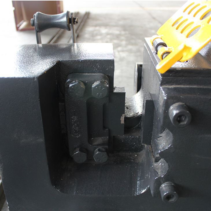 Gute Machinery Gq40 Metal Bar Cutter Gute Machinery Gq40 Metal Bar Cutter