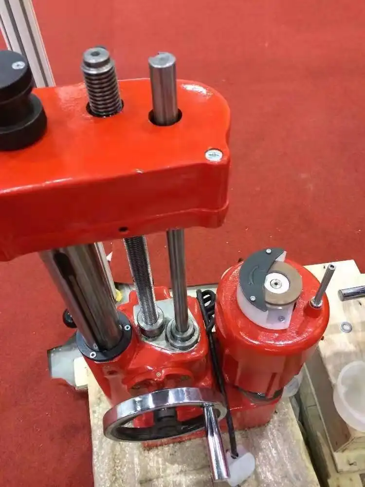 Almaco T8016 Vertical Boring Cylinder Machine Almaco T8016 Vertical Boring Cylinder Machine