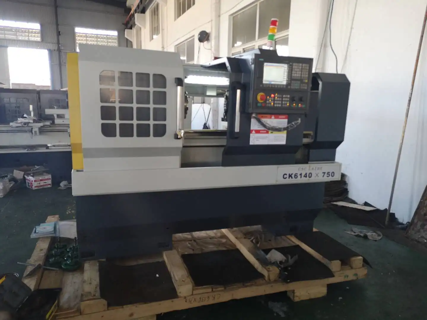 Ck6140*1500Mm High Precision Flat Bed Type Cnc Lathe With Good Price Ck6140*1500Mm High Precision Flat Bed Type Cnc Lathe With Good Price