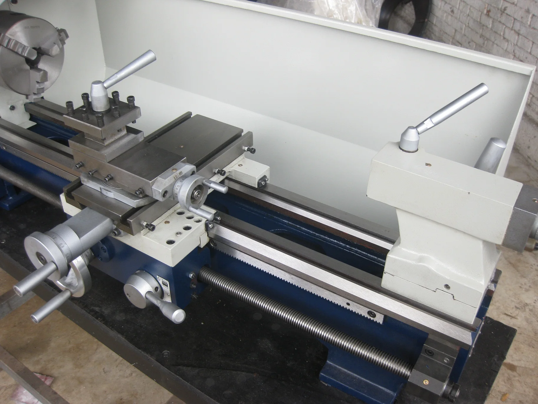 Hot New Machine D280V Small Lathe Conventional Bench Lathe Machine Hot New Machine D280V Small Lathe Conventional Bench Lathe Machine