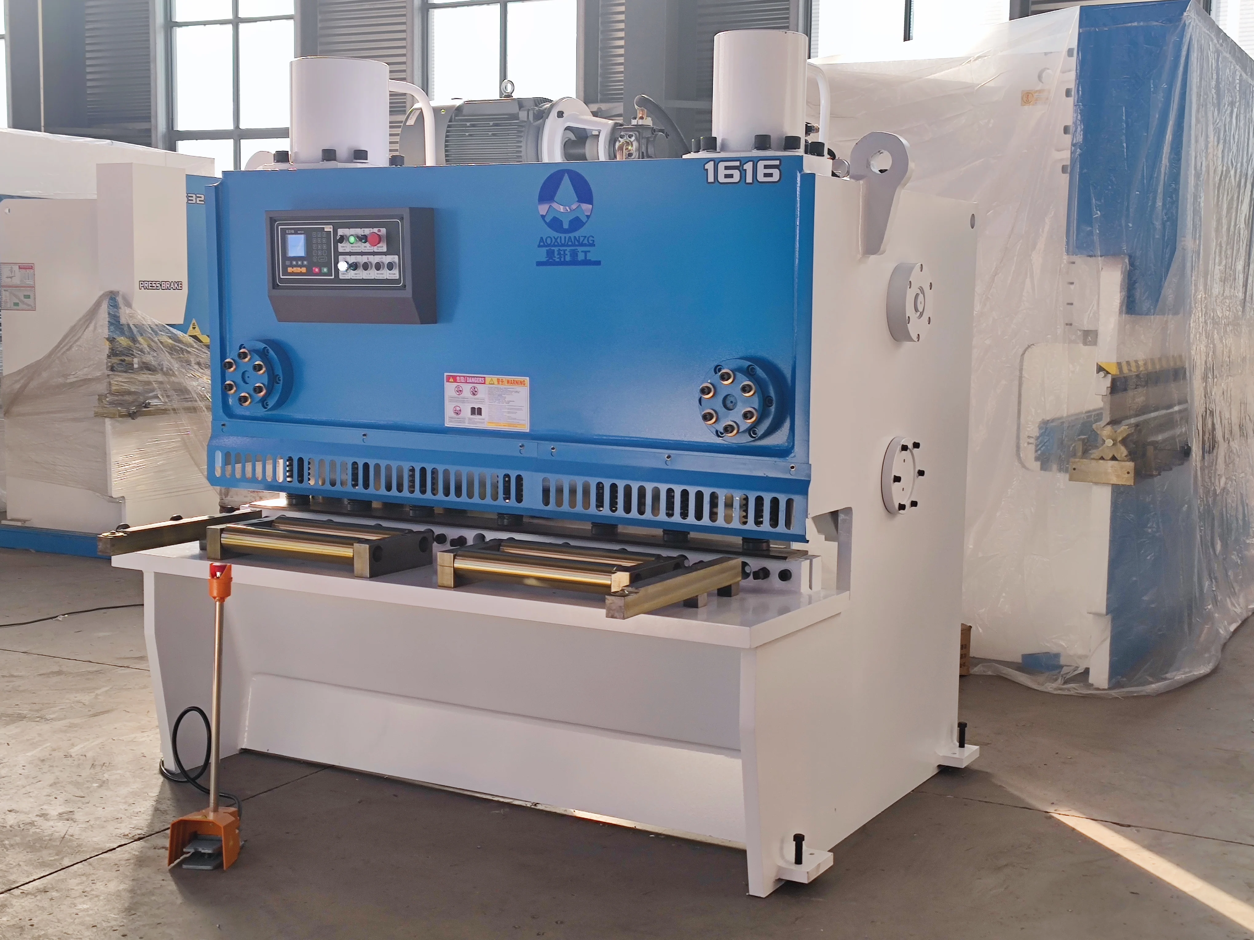 Facotry Price Hydraulic Guillotine Cnc Shearing Machine Pendulum Shearing Machine Bend Machine Facotry Price Hydraulic Guillotine Cnc Shearing Machine Pendulum Shearing Machine Bend Machine
