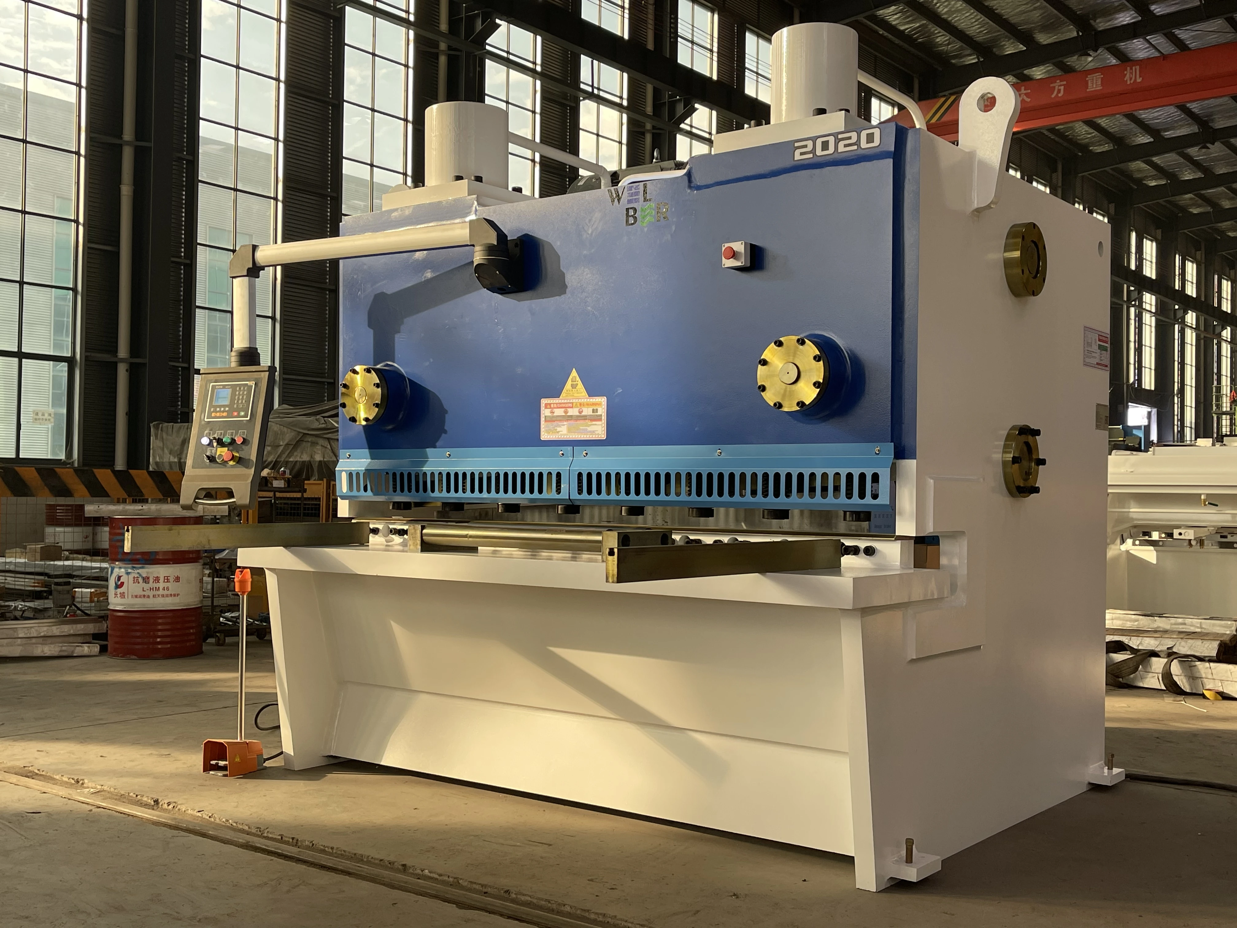 20X2000Mm Hydraulic Cnc Guillotine Plate Shearing Machine 20X2000Mm Hydraulic Cnc Guillotine Plate Shearing Machine