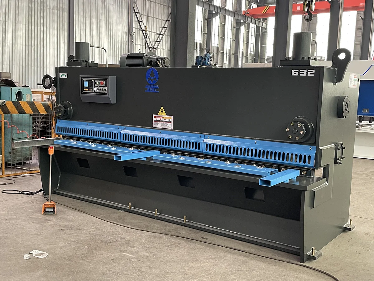 6X3200 Hydraulic Scissors Guillotine Cutter For Sheet Steel Stainless Steel 6X3200 Hydraulic Scissors Guillotine Cutter For Sheet Steel Stainless Steel