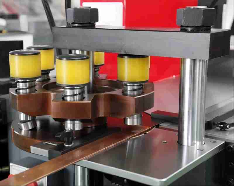 Smg 5000Xa Nc Three In One Busbar Processing Station Smg 5000Xa Nc Three In One Busbar Processing Station