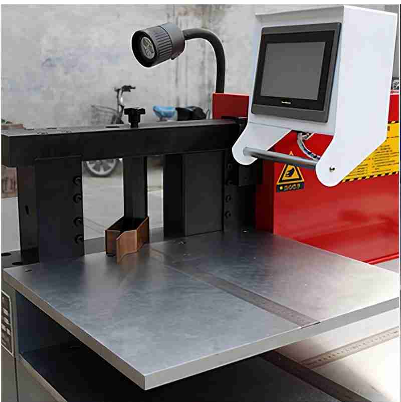 Smg 5000Xa Nc Three In One Busbar Processing Station Smg 5000Xa Nc Three In One Busbar Processing Station