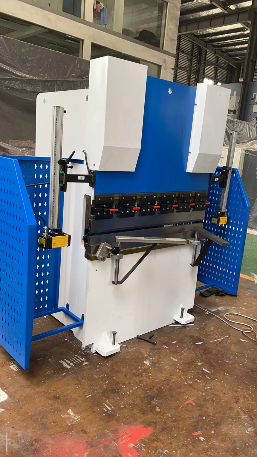 Wc67Y Series 40T 1200Mm Hydraulic Press Brake Small Plate Metal Bending Machine Production Tools For Sale Wc67Y Series 40T 1200Mm Hydraulic Press Brake Small Plate Metal Bending Machine Production Tools For Sale