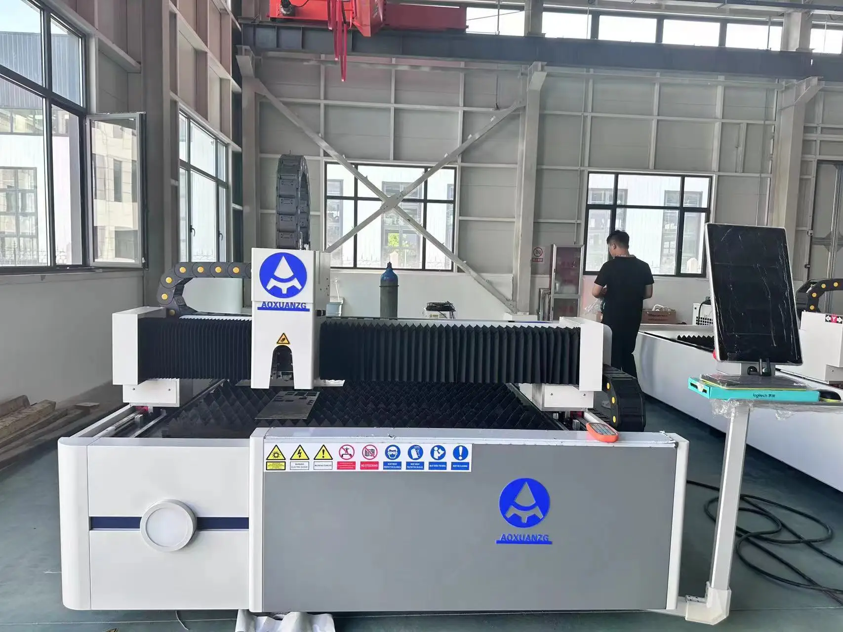 High Precision Cnc Fiber Cutting Machine, Laser Shearing Cutter For 4 Mm Carbon And Stainless Steel Sheet Shear High Precision Cnc Fiber Cutting Machine, Laser Shearing Cutter For 4 Mm Carbon And Stainless Steel Sheet Shear