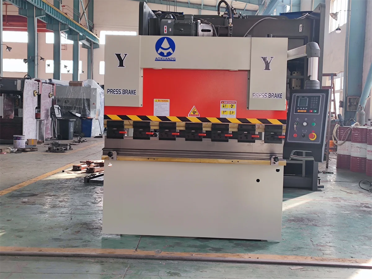 Wc67Y-30/1600, Small Plate Bending Machine 30 Ton Metal Press Brake Wc67Y-30/1600, Small Plate Bending Machine 30 Ton Metal Press Brake