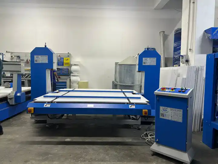 Edge Squaring Machine Styrofoam Corner Cutting Machine Edge Squaring Machine Styrofoam Corner Cutting Machine