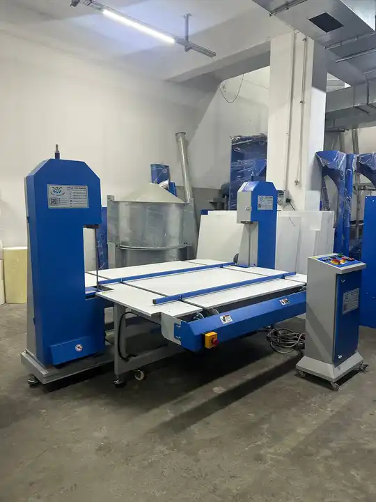 Edge Squaring Machine Styrofoam Corner Cutting Machine Edge Squaring Machine Styrofoam Corner Cutting Machine