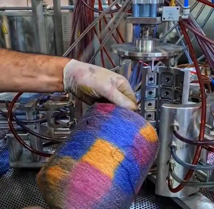 Space Dyeing Machine Fancy Cone Bobbin Package Yarn Textile Multi Color All Yarn Service Machinery New Overseas 1 Cone 1 Min Space Dyeing Machine Fancy Cone Bobbin Package Yarn Textile Multi Color All Yarn Service Machinery New Overseas 1 Cone 1 Min