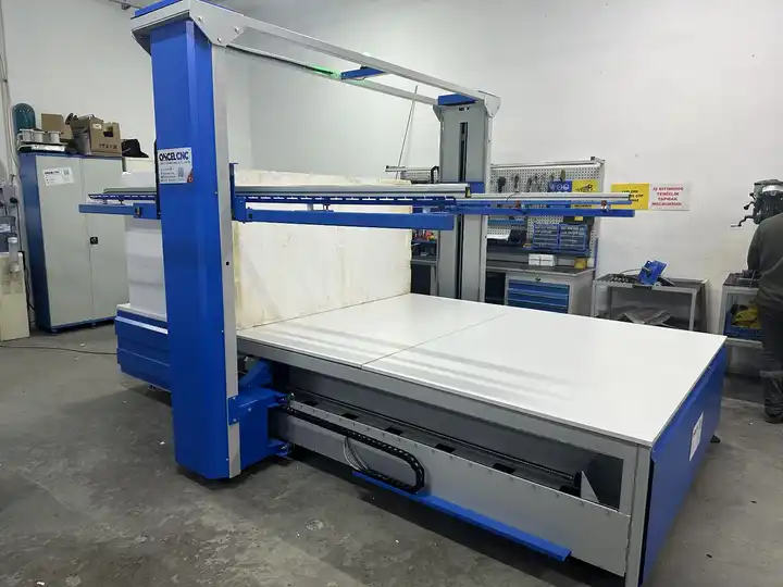3D Styrofoam Cutting Machine New Construction Foaming Net Plc & Motor Core Components 3D Styrofoam Cutting Machine New Construction Foaming Net Plc & Motor Core Components