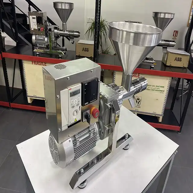 Cold Press Oil Machine For All Seeds Oil – Sesame, Hemp, Black Seed, Coconut And All Seeds Cold Press Oil Machine For All Seeds Oil – Sesame, Hemp, Black Seed, Coconut And All Seeds