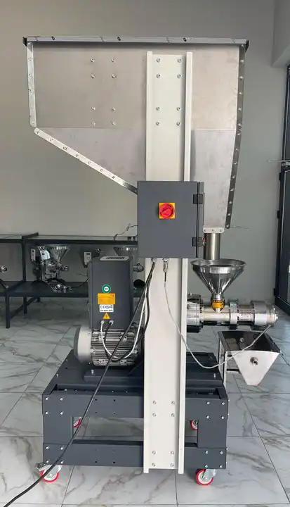 1 Ton Per Day Industrial Oil Machine Sesame Sunflower Peanut Coconut Black Seed Hemp Seed 1 Ton Per Day Industrial Oil Machine Sesame Sunflower Peanut Coconut Black Seed Hemp Seed