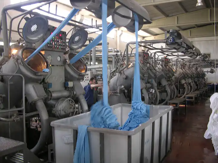 Textile Ht Hp Jet Woven Knitted Rapid Fabric Soft Flow Overflow Low Liquor Ratio High Temperature Dyeing Machine Automatic Steam Textile Ht Hp Jet Woven Knitted Rapid Fabric Soft Flow Overflow Low Liquor Ratio High Temperature Dyeing Machine Automatic Steam
