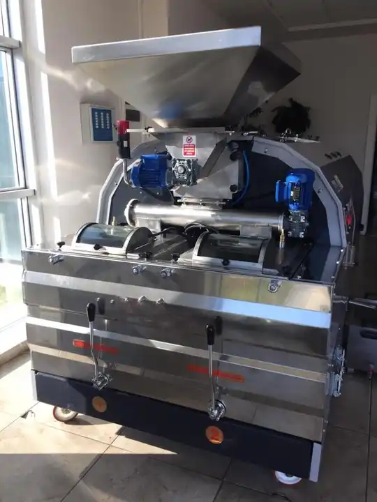 Olive Oil Machine 600Kg ( Boutique – Compact System ) Olive Oil Machine 600Kg ( Boutique – Compact System )