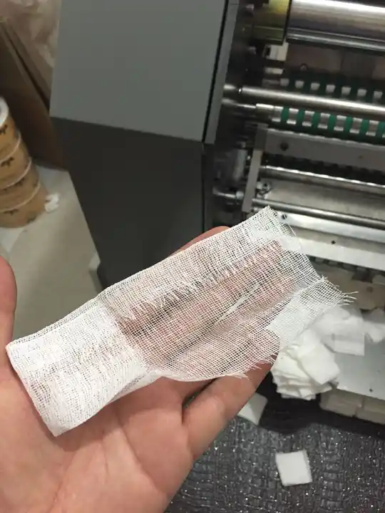 High Speed Textile Medical Cotton Surgical Gauze Making Swab Compress X-Ray Detectable Folding Surgical Sponge Machine High Speed Textile Medical Cotton Surgical Gauze Making Swab Compress X-Ray Detectable Folding Surgical Sponge Machine