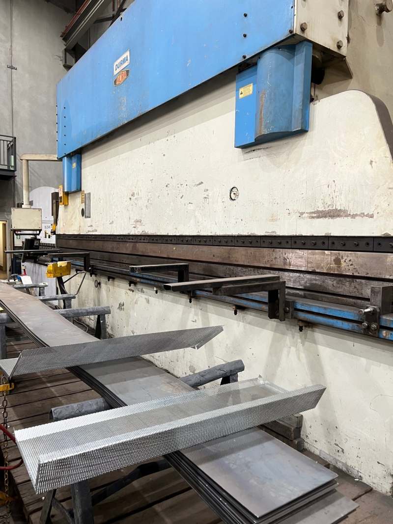 Durmazlar 400 Tonne X Width 6000Mm Press Brake Durmazlar 400 Tonne X Width 6000Mm Press Brake